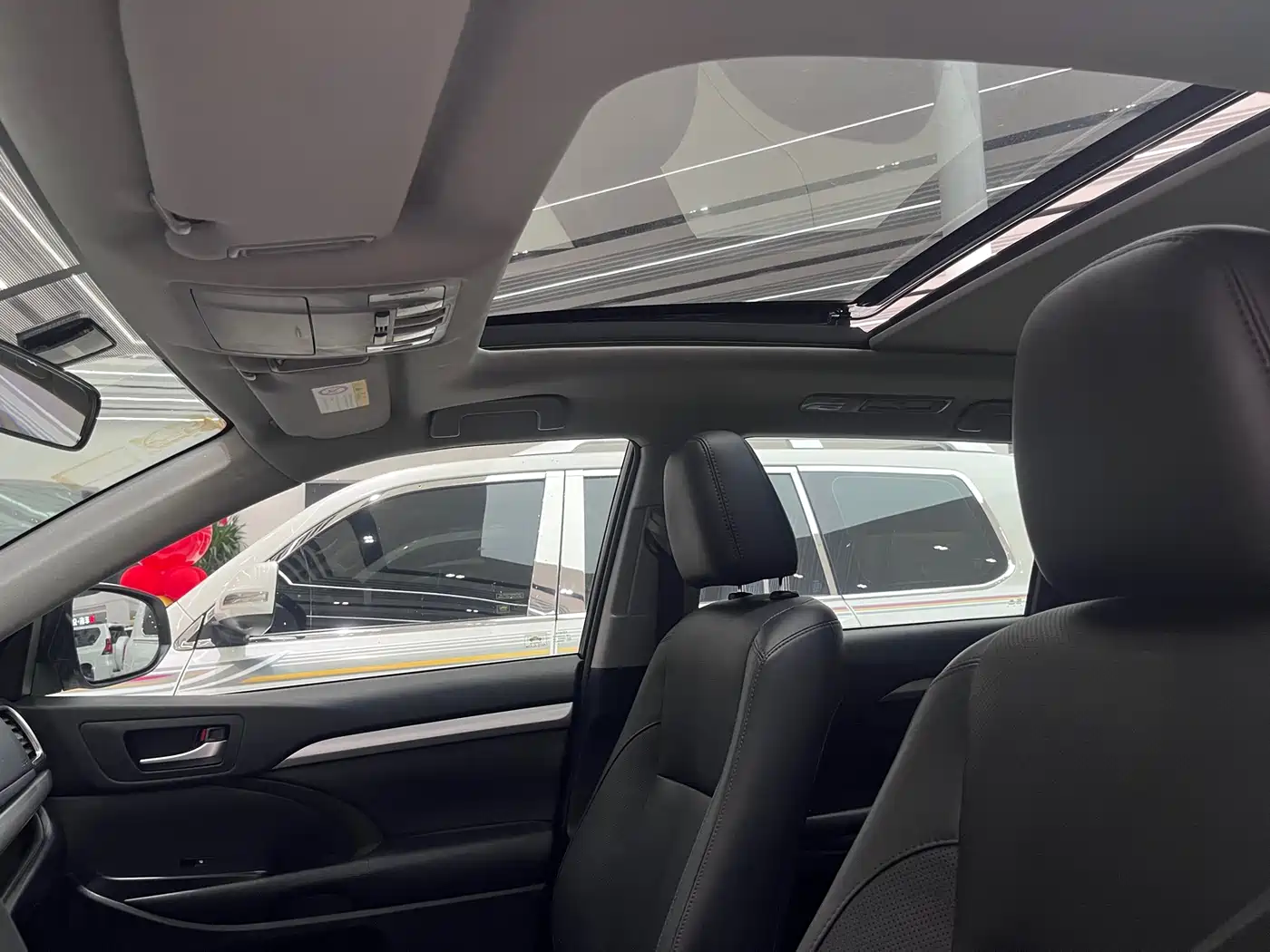 Toyota Highlander 2015 2.0T AWD Luxury Edition 7-seater фото 11
