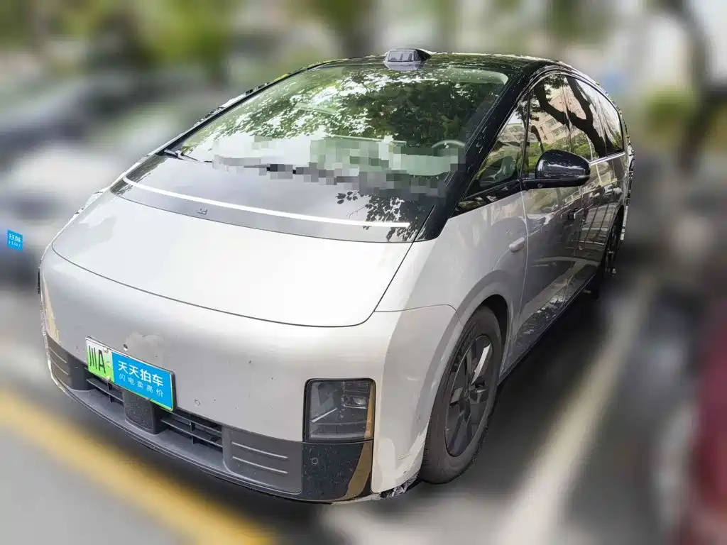 Li Auto MEGA