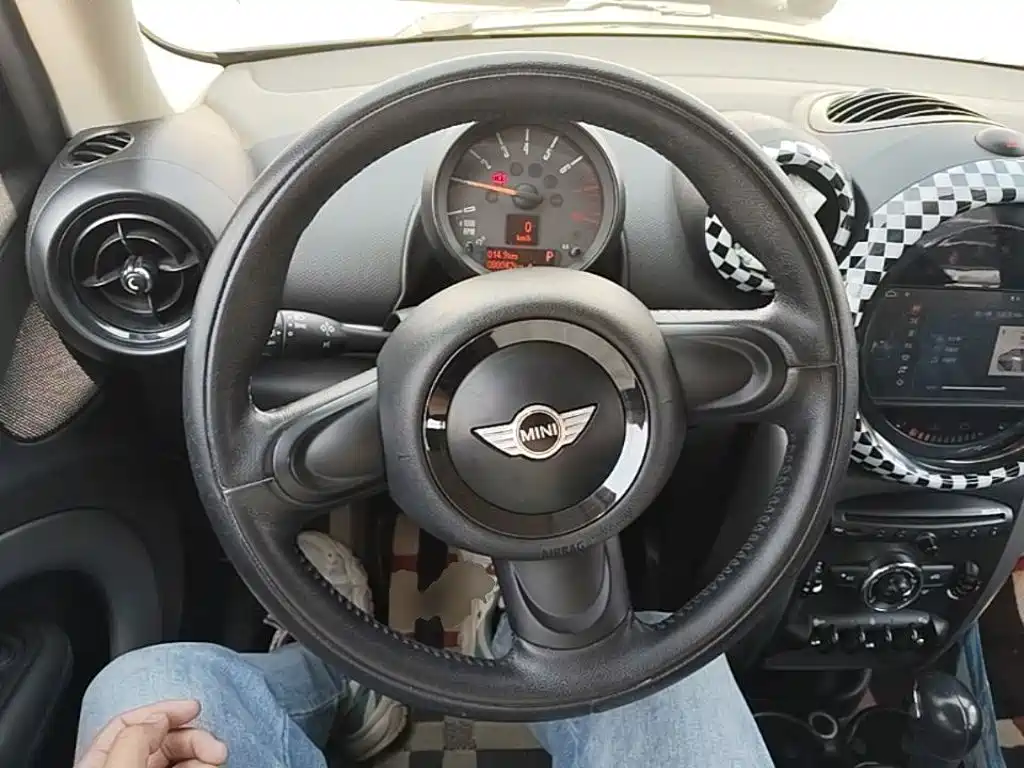 Photo 11 - MINI COUNTRYMAN
