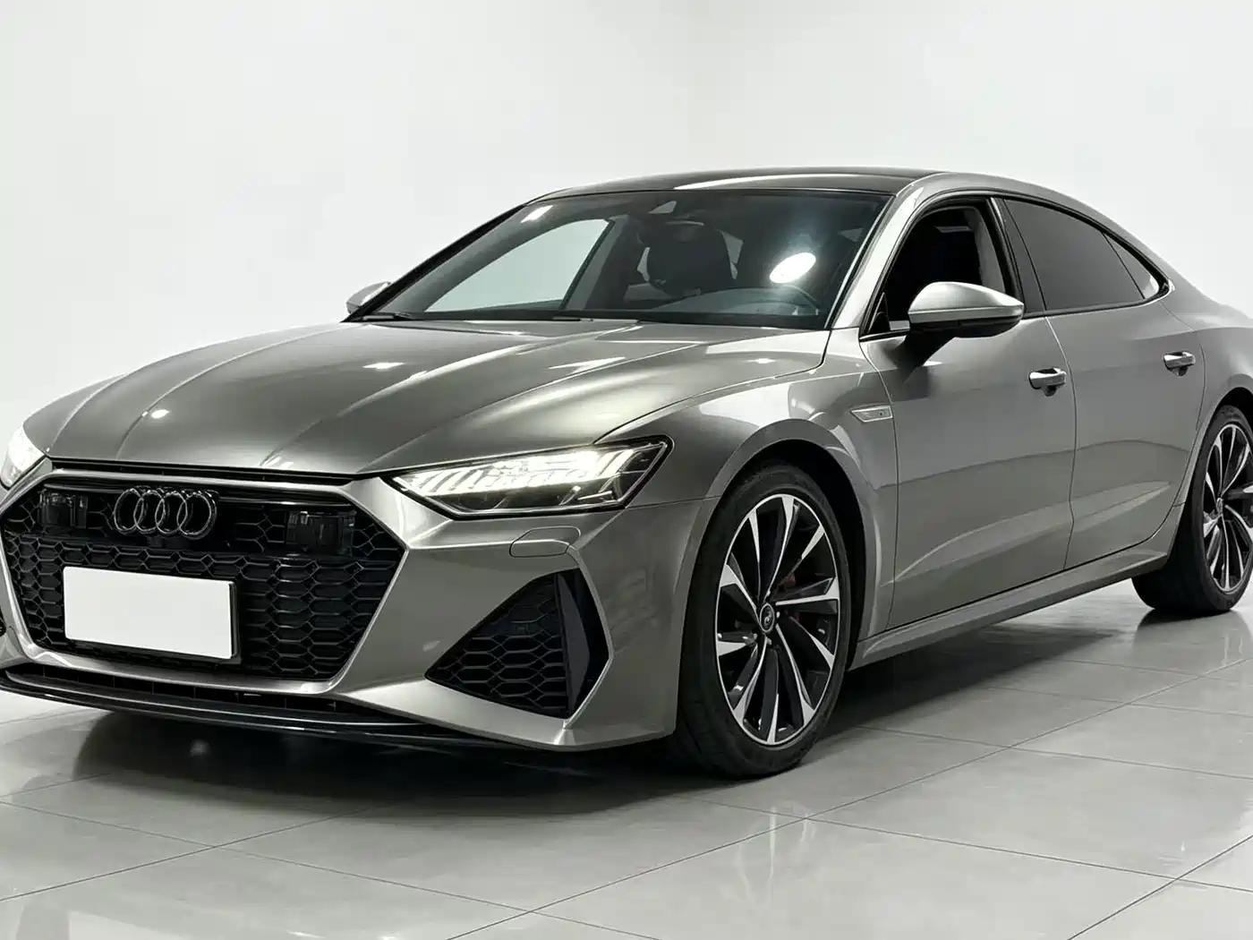 Audi A7L 2021 2022 55 TFSI quattro S-line Zhiyuan Crystal Package