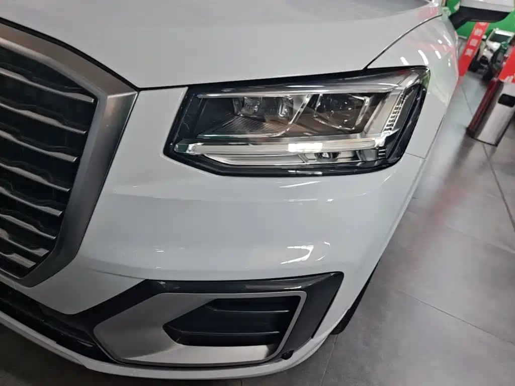 Audi Q2L 2019 2018 35 TFSI Fashion Elegance China VI