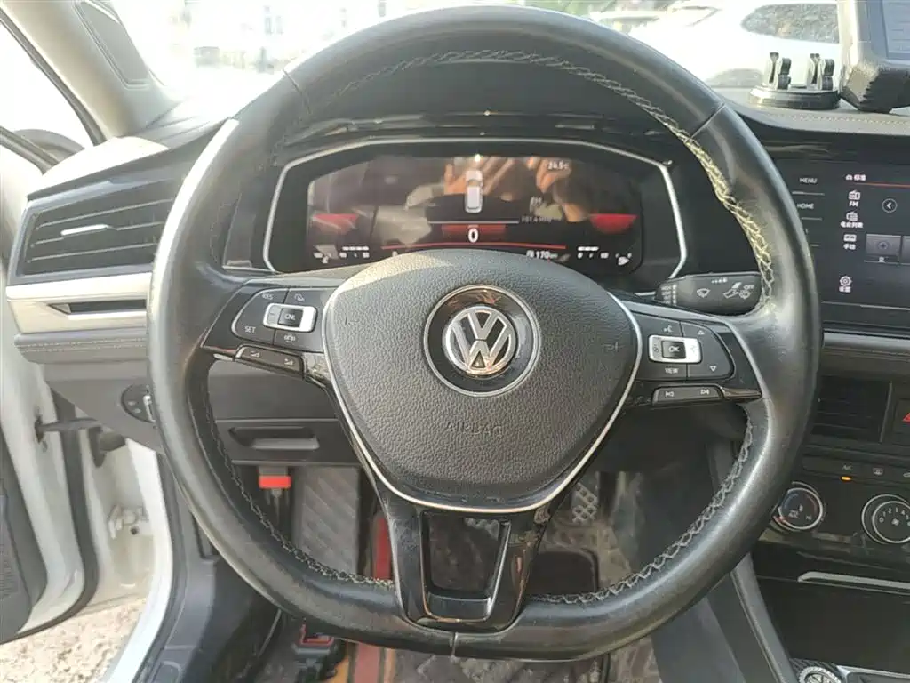 Volkswagen Sagitar 2021 280TSI DSG Surpassing Edition фото 11