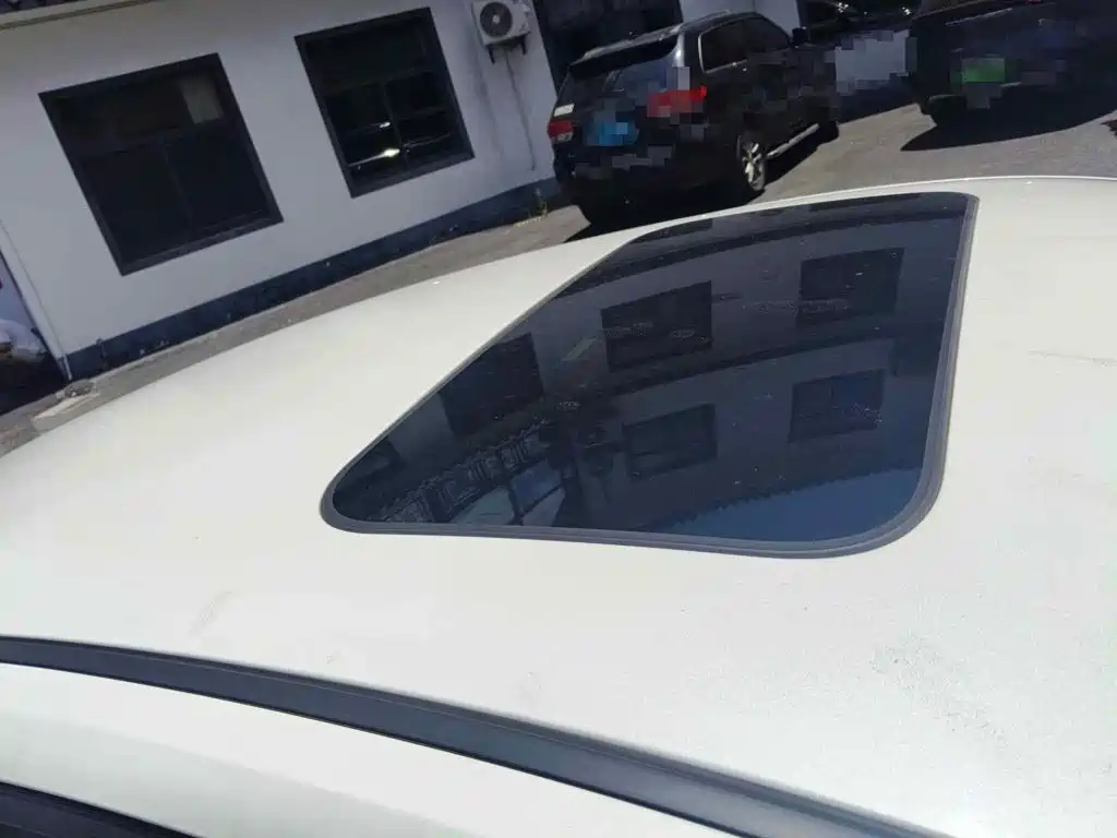 Changan UNI-V iDD 2023 2023 ZhiDian iDD 1.5T 113km Smart Fun Edition
