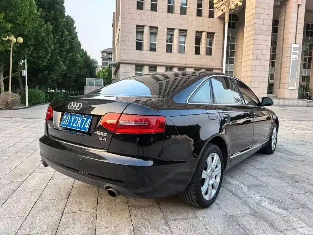 Фото 8 - Audi A6L