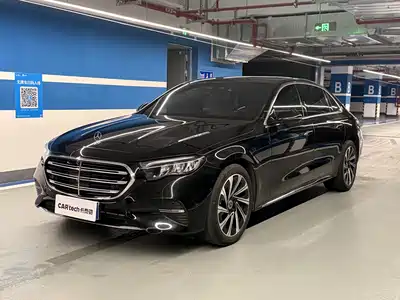 Mercedes-Benz E