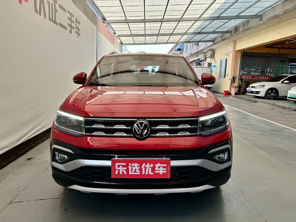 Фото 2 - Volkswagen T-Cross