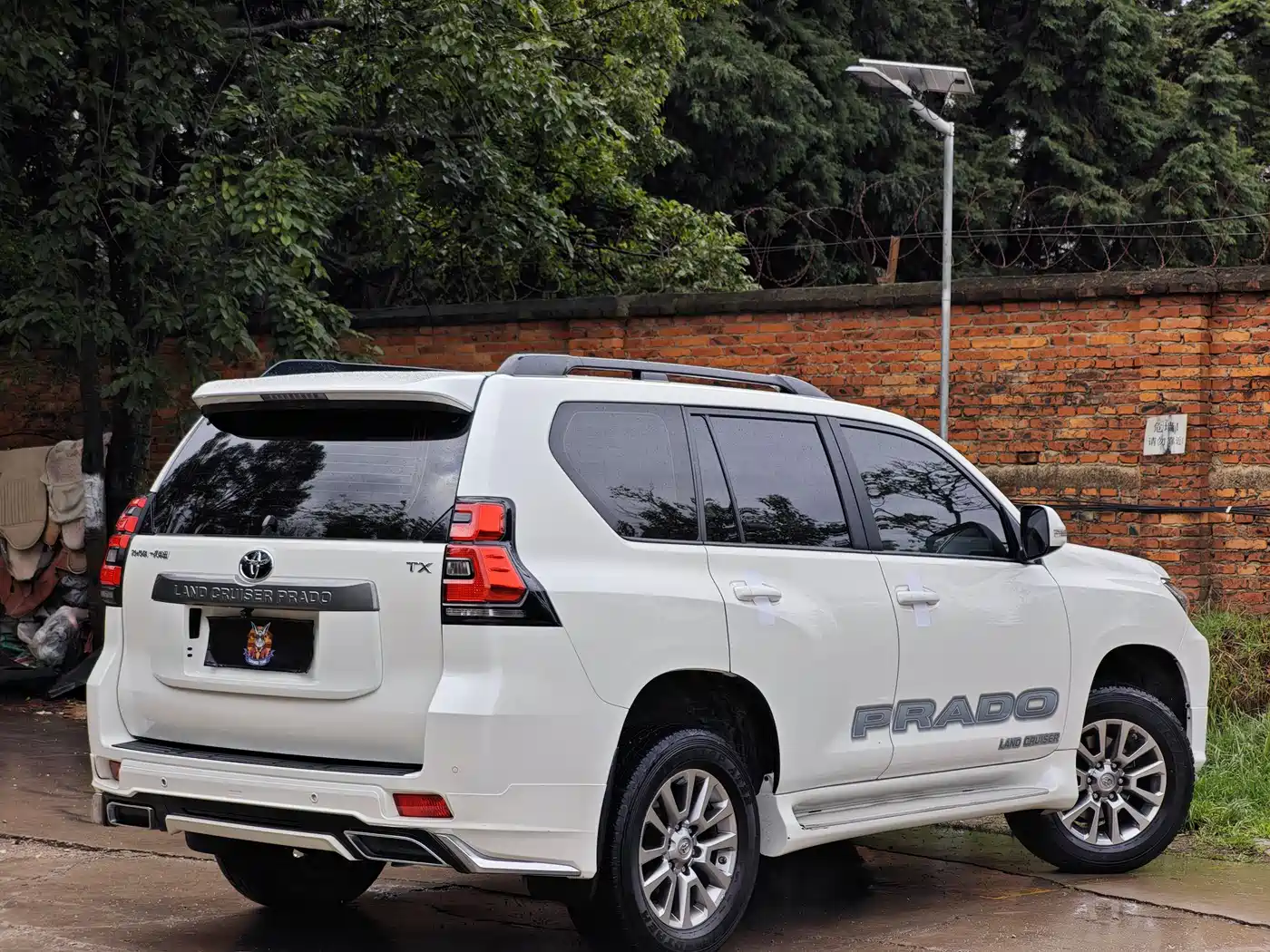 Toyota Prado 2018 3.5L Auto TX-L фото 4