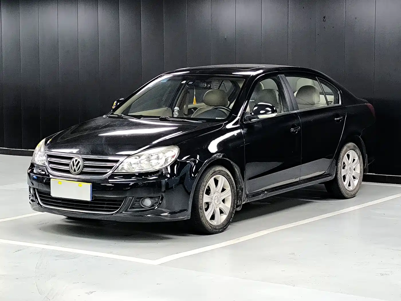 Volkswagen Lavida 2008 2.0L Manual Premium Edition
