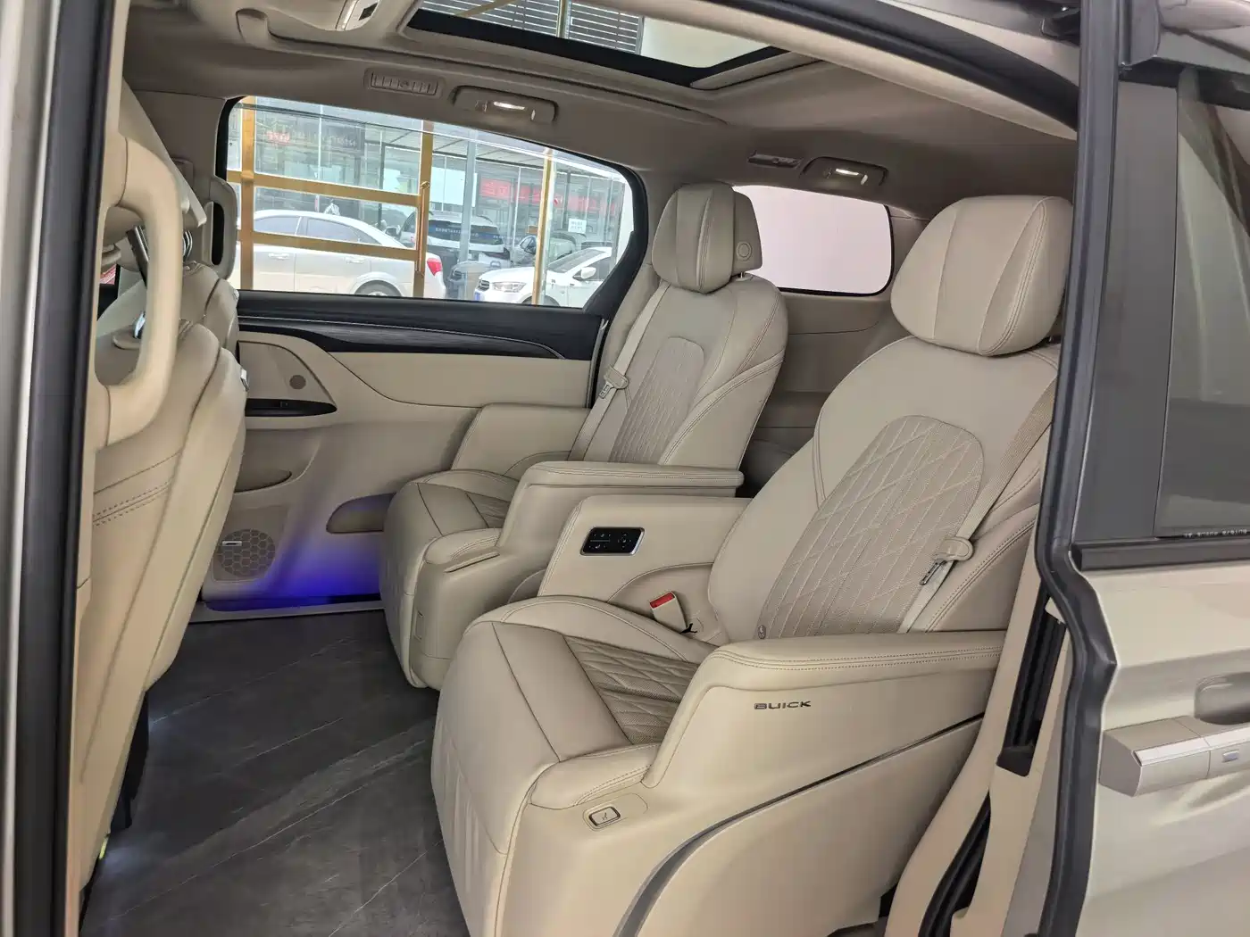 Buick GL8 2023 ES Landmaster Flagship фото 9