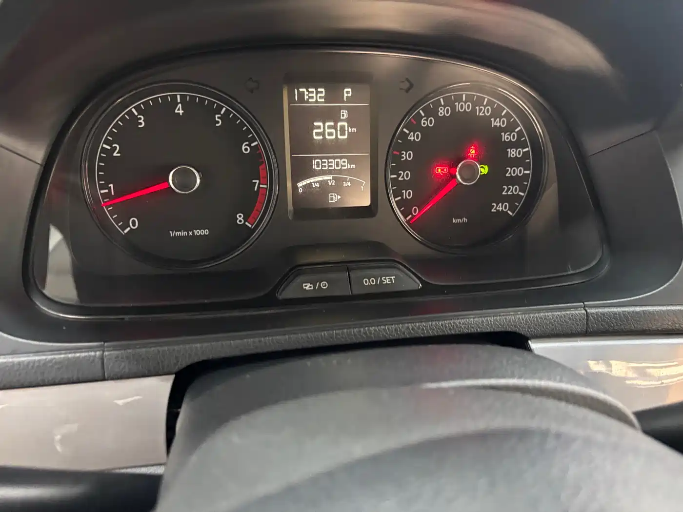 Volkswagen Lavida 2013 Facelift Classic 1.6L Automatic Trend фото 10