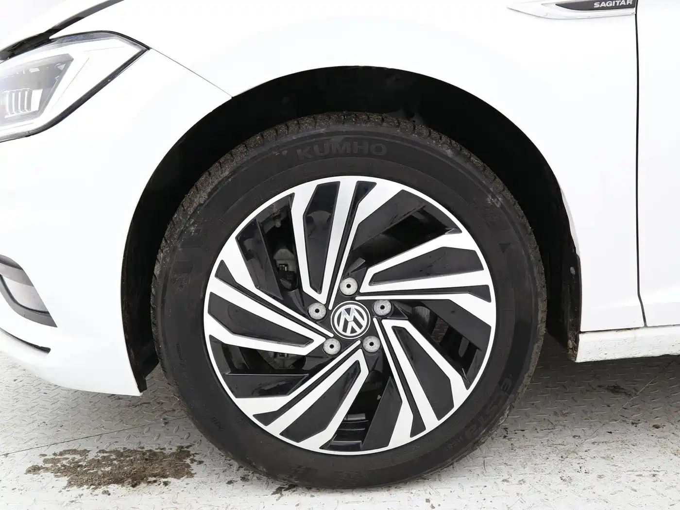 Volkswagen Sagitar 2022 280TSI DSG Surpassing Edition фото 20