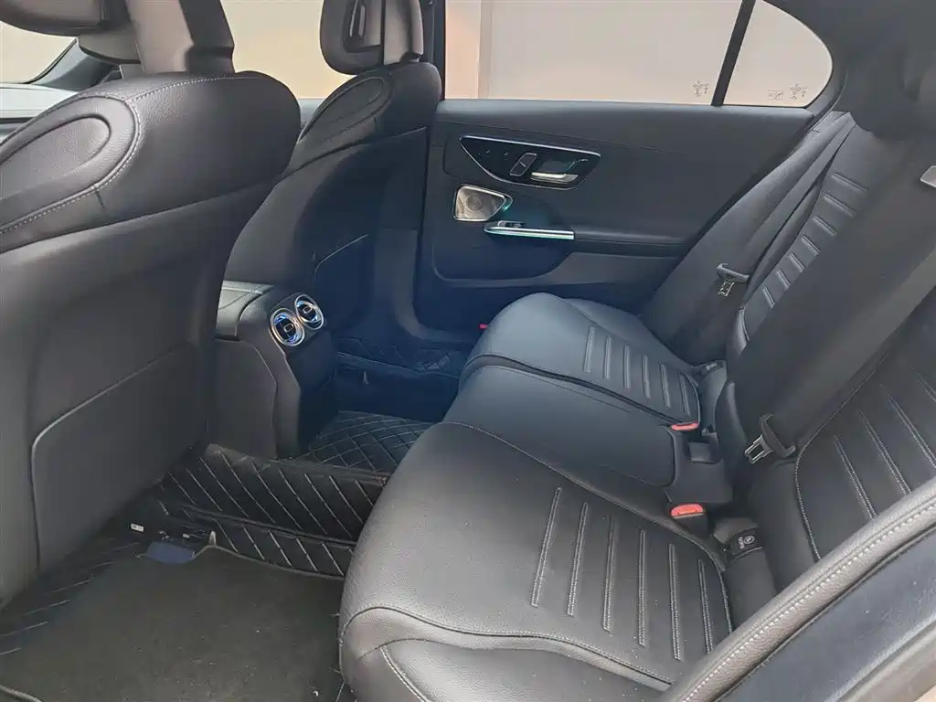 Mercedes-Benz C-Class 2022 C 260 L Night Sport Edition фото 19