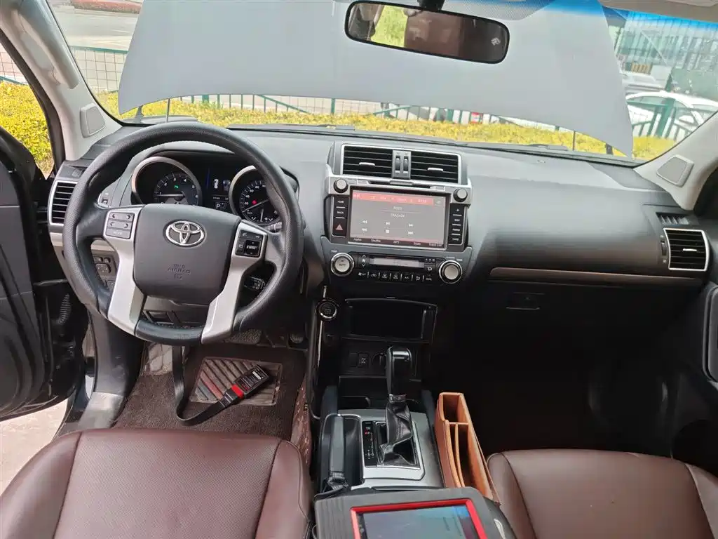 Toyota Prado 2016 3.5L Auto TX-L фото 6