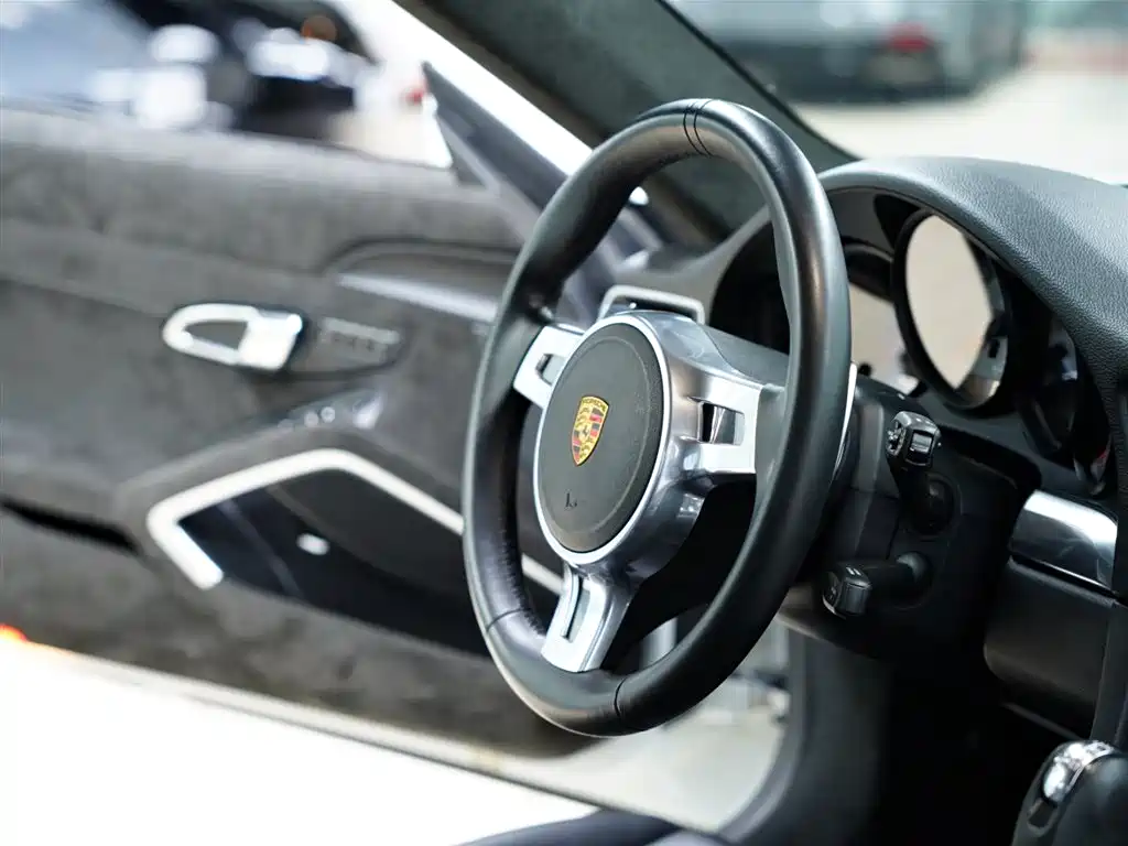 Porsche 911 2012 Carrera S 3.8L фото 39