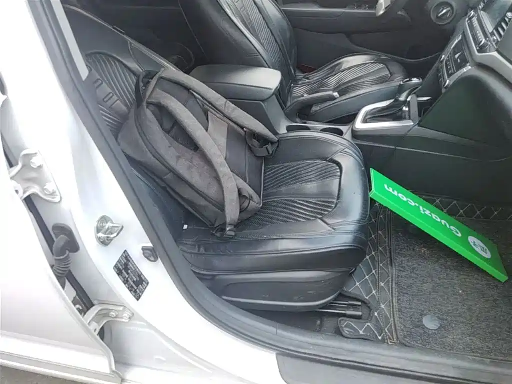 Hyundai Elantra 2016 Model 1.6L Automatic Smart Elite фото 25