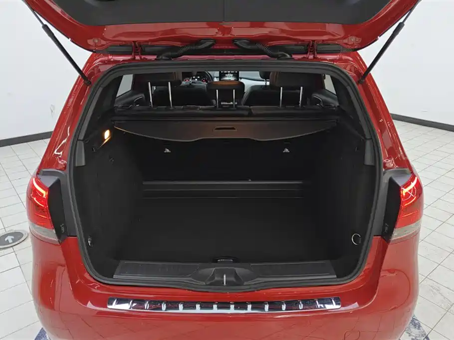 Mercedes-Benz B-Class 2017 B 200 Dynamic фото 4