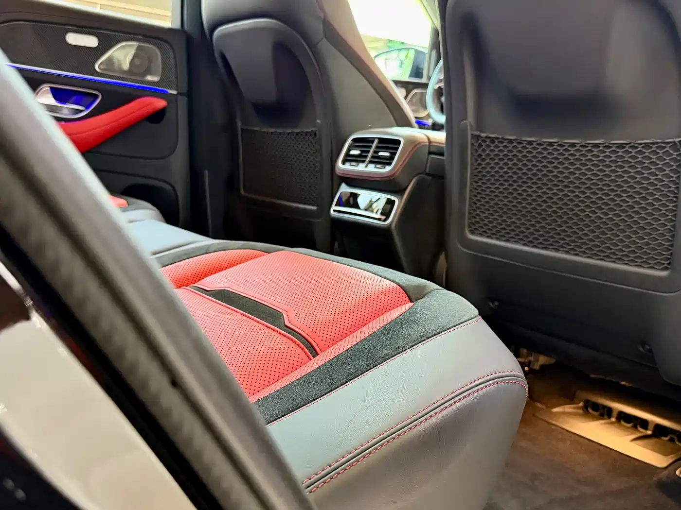 Mercedes-Benz GLE AMG 2024 AMG GLE 53 4MATIC+ фото 29