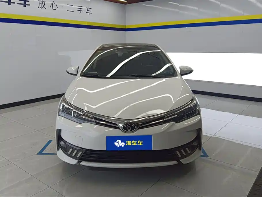 Toyota Corolla 2017 Facelift 1.2T S-CVT GL-i фото 2