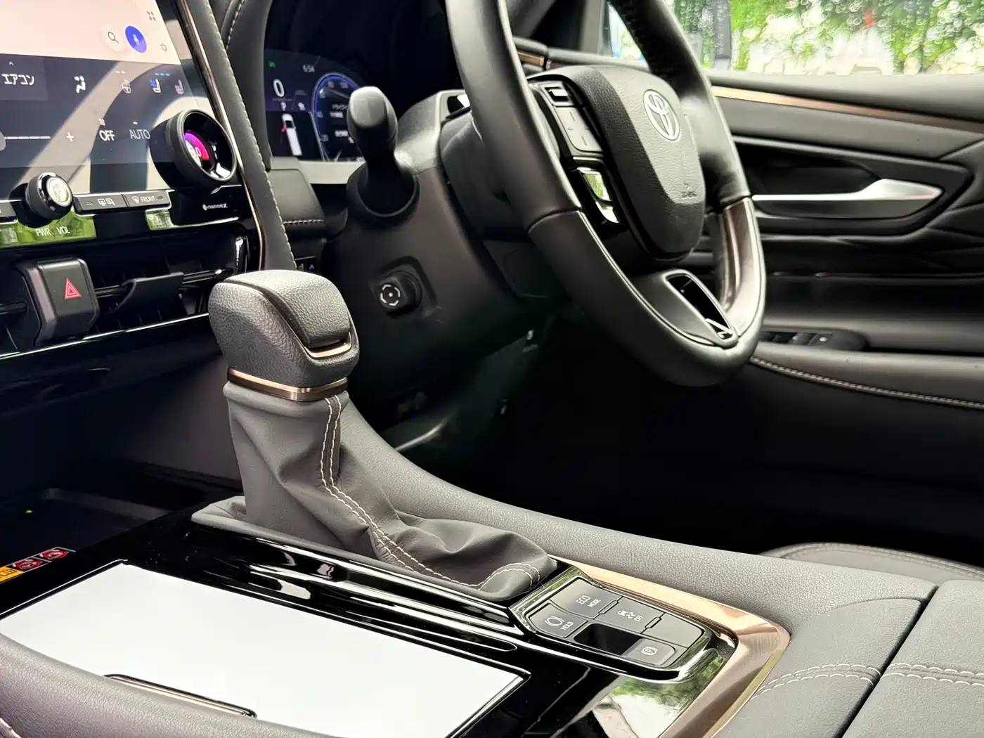 Toyota Alphard 2026 2024 Hybrid 2.5L Prestige Edition
