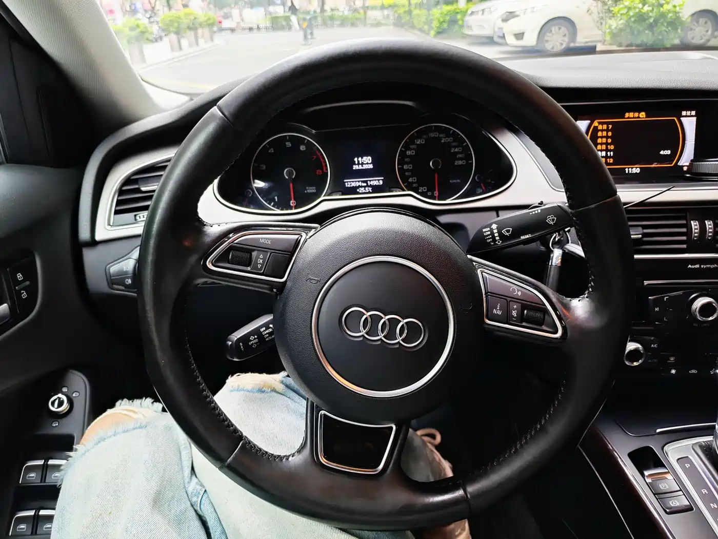 Audi A4L 2015 35 TFSI Auto Comfort фото 14