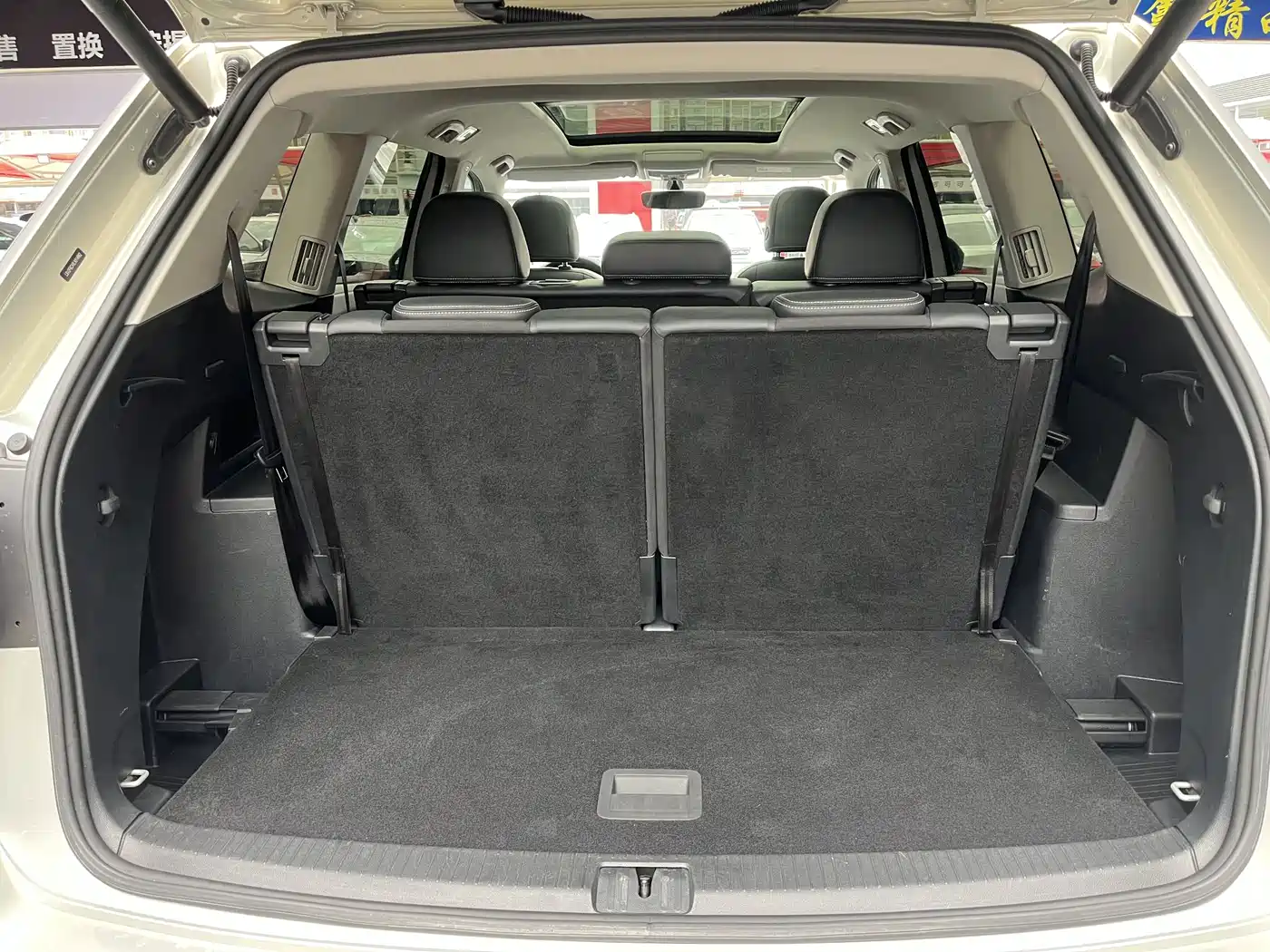 Volkswagen Teramont 2020 380TSI 4WD Luxury Edition China VI фото 15