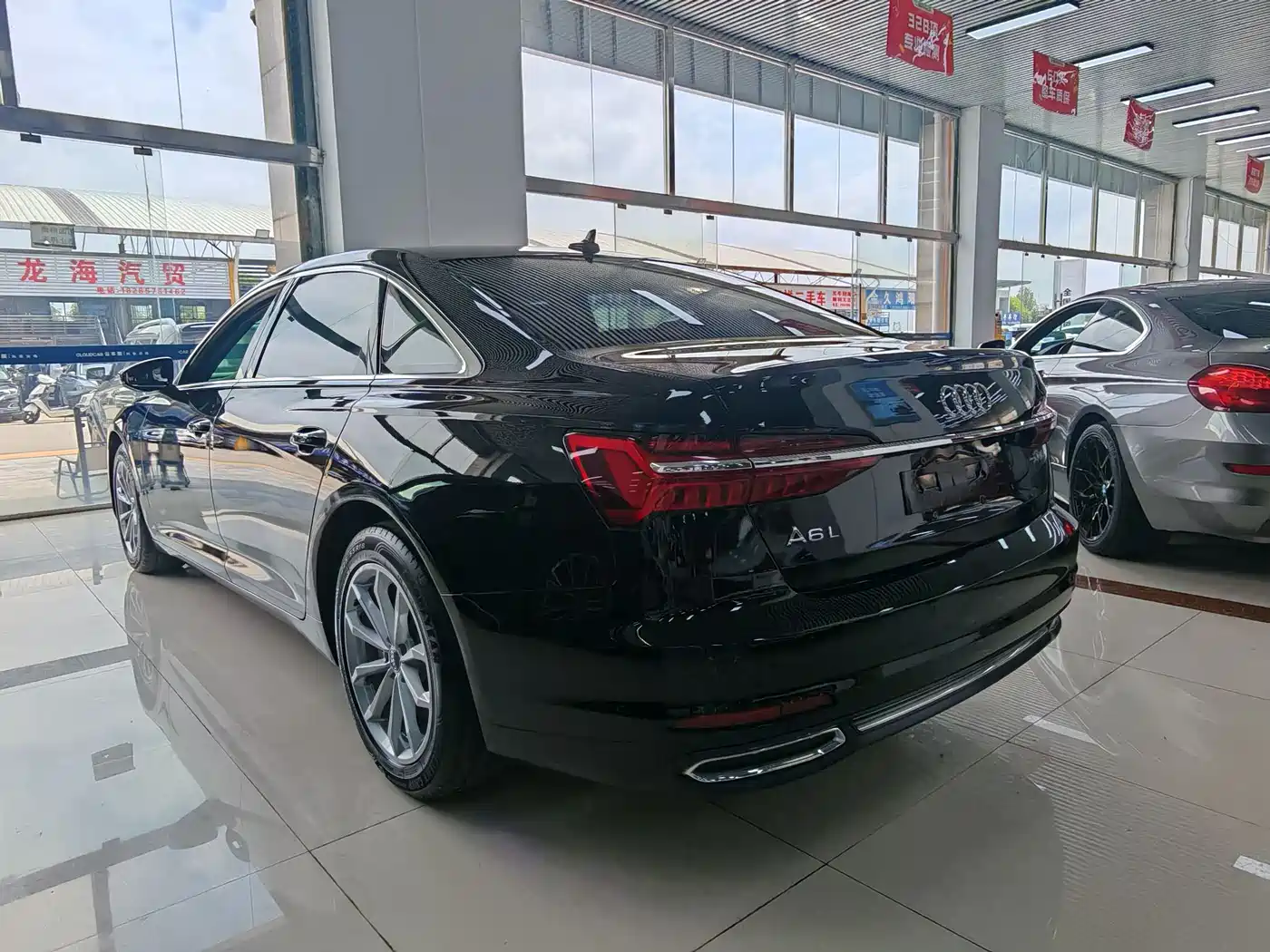 Audi A6L 2021 40 TFSI Luxury Sport фото 15