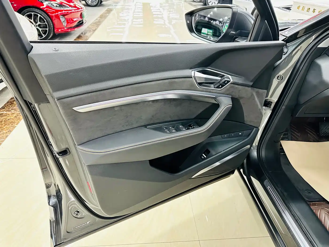 Audi e-tron 2023 2021 50 quattro Exclusive Selection