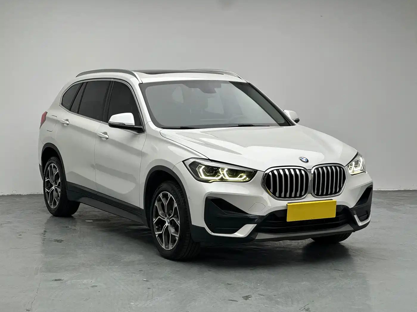 BMW X1 2020 sDrive25Li Leading Model фото 3