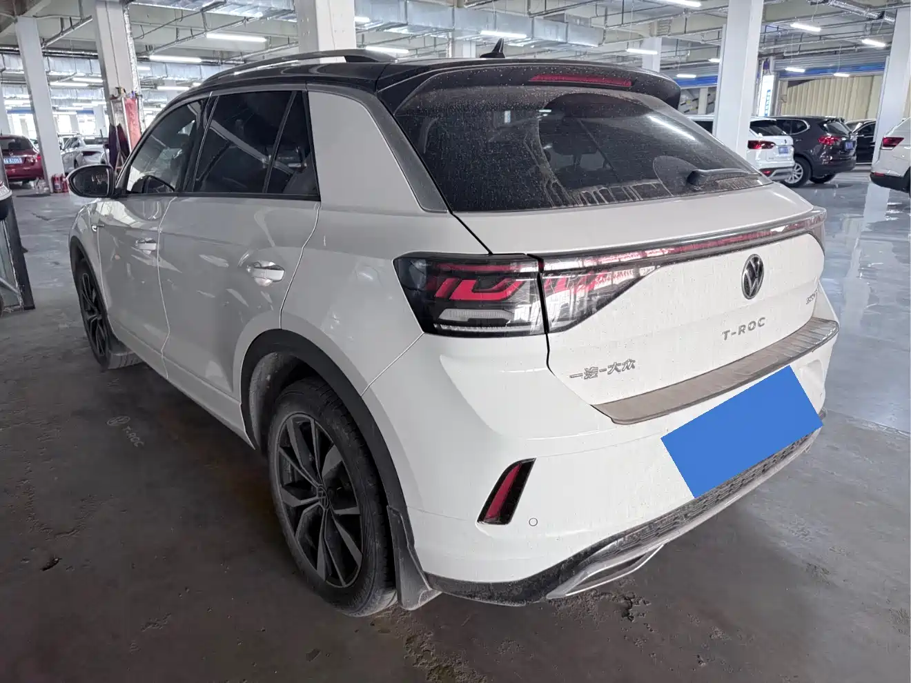 Volkswagen T-ROC 2023 300TSI DSG 2WD Dawn Edition фото 17