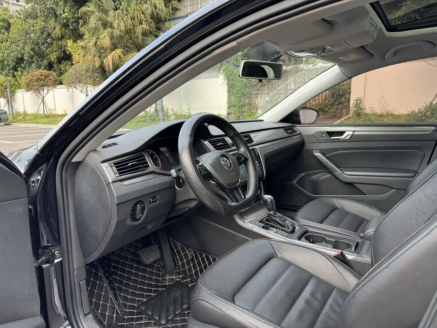 Volkswagen Passat 2017 280TSI DSG Elegance фото 5