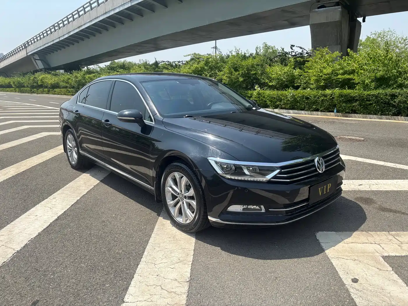 Volkswagen Magotan 2018 Facelift 330TSI DSG Luxury фото 3