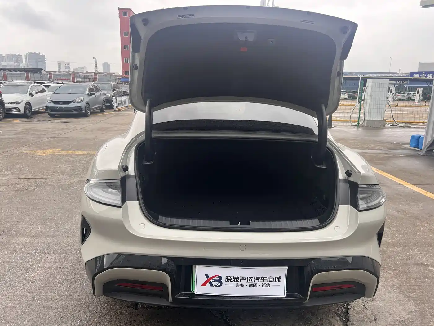 XIAOMI CAR XIAOMI SU7