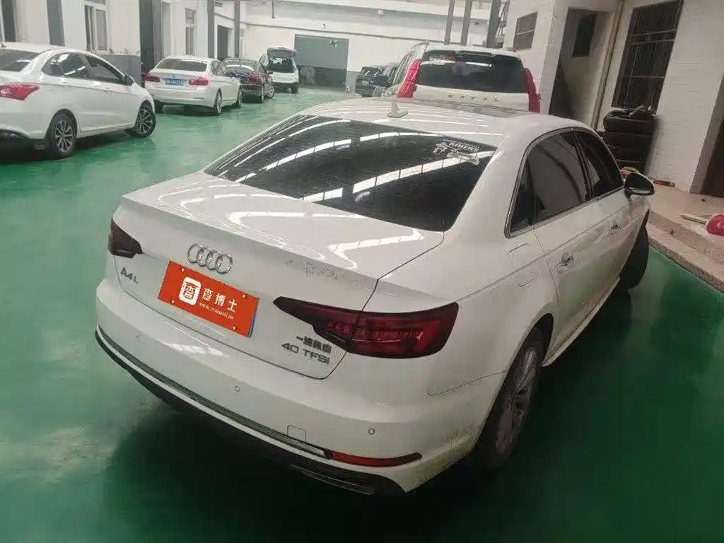 Audi A4L 2019 40 TFSI Progressive (China VI) фото 3
