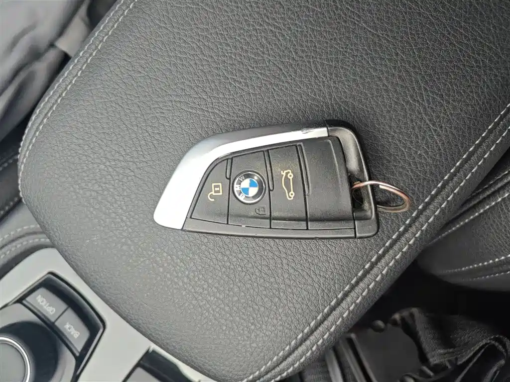 BMW 1 Series 2020 Model 120i M Sport Package фото 16