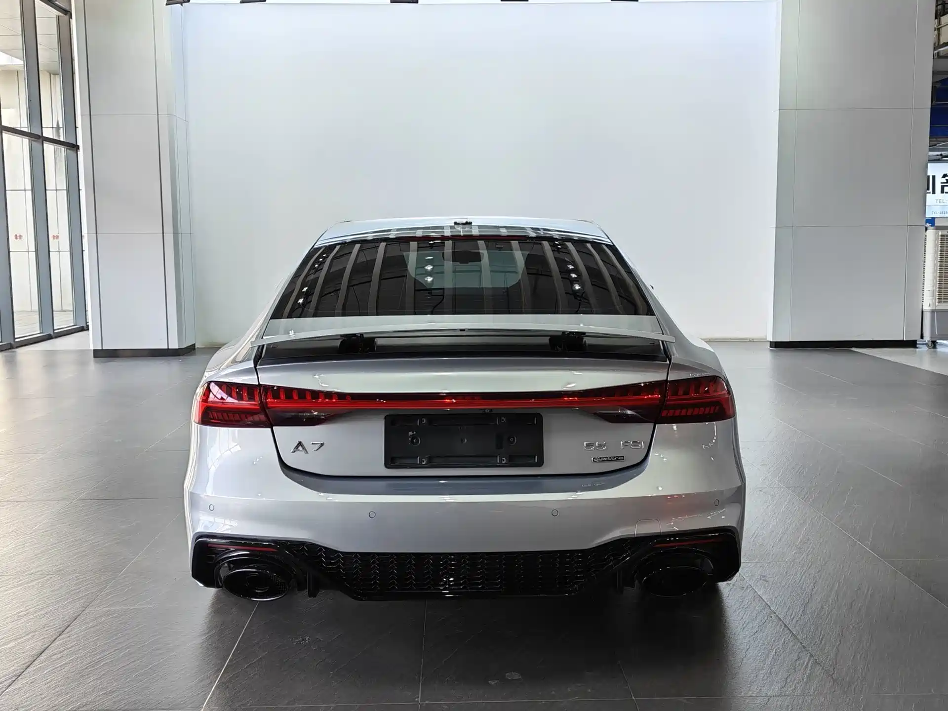 Фото 20 - Audi A7