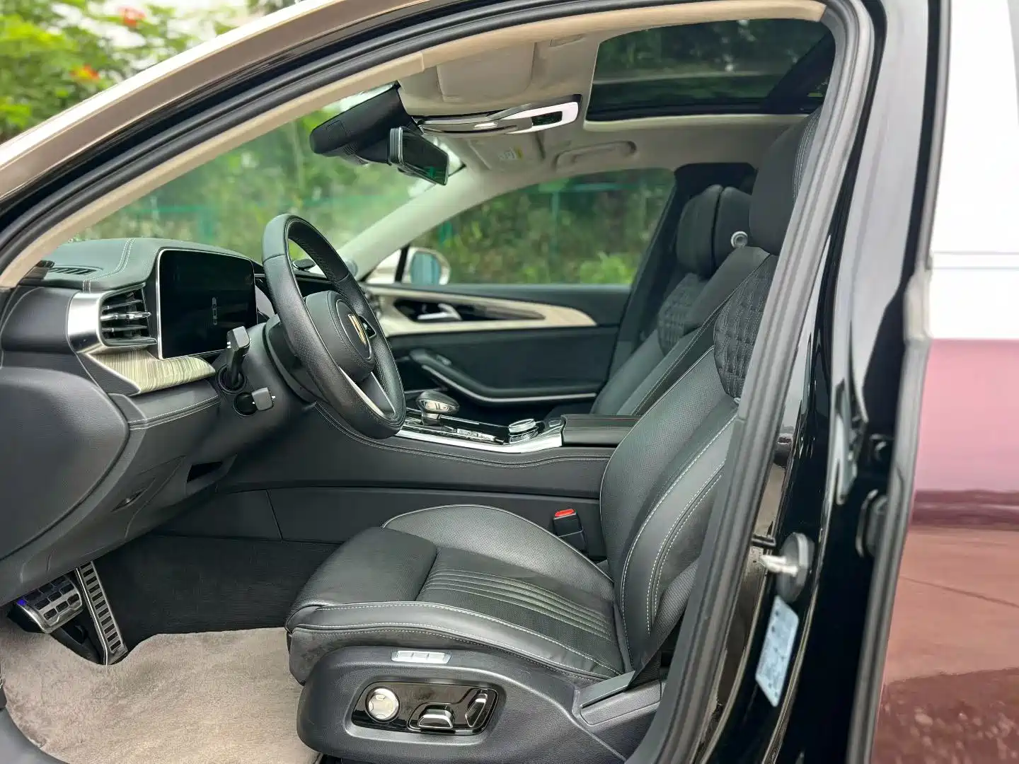 Фото 5 - Hongqi H9