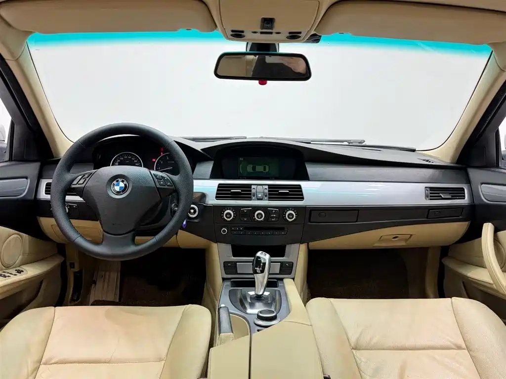 BMW 5 Series 2008 523Li Luxury фото 13