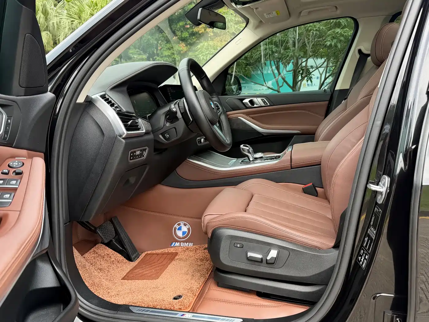 BMW X5 (Import) 2019 xDrive40i M Sport Package фото 8