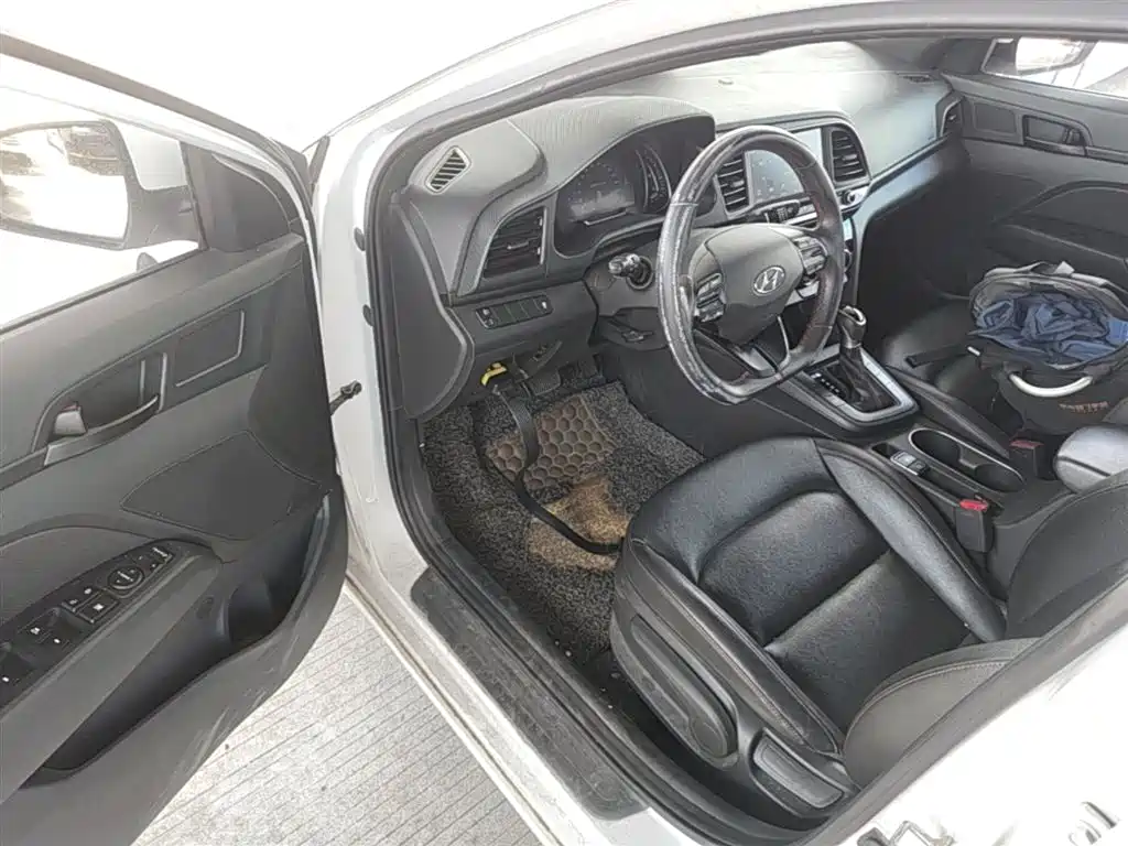 Hyundai Elantra 2019 1.4T Dual-clutch XuanDong·Vitality Type фото 16