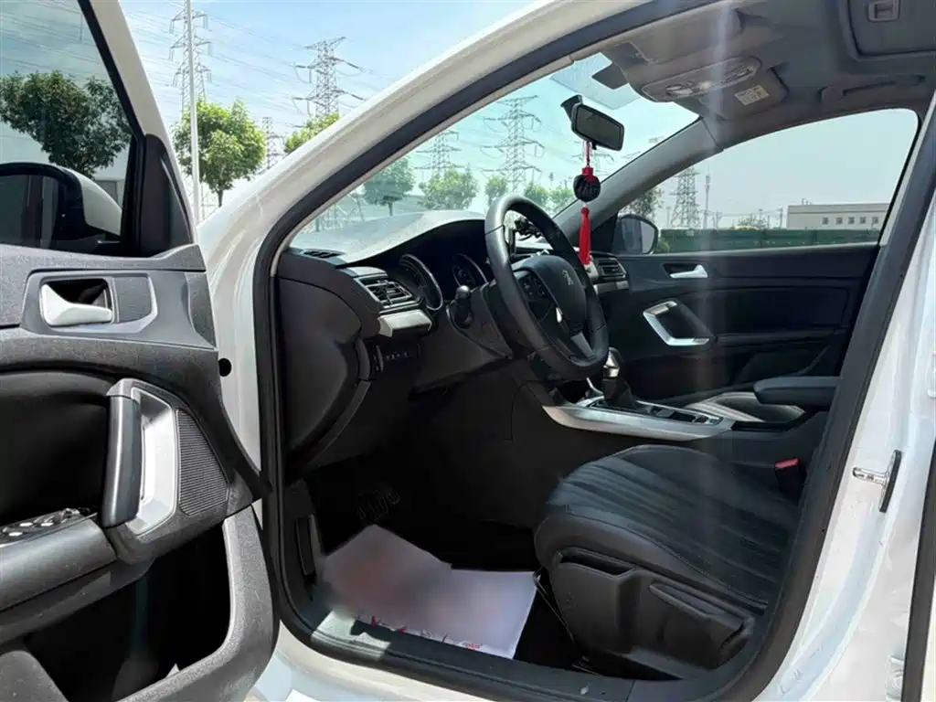 Peugeot 408 2020 360THP 10th Anniversary Premium Edition фото 15