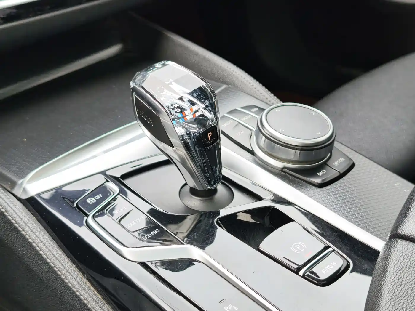 BMW 5 Series (Import) 2021 530i M Sport Package фото 12