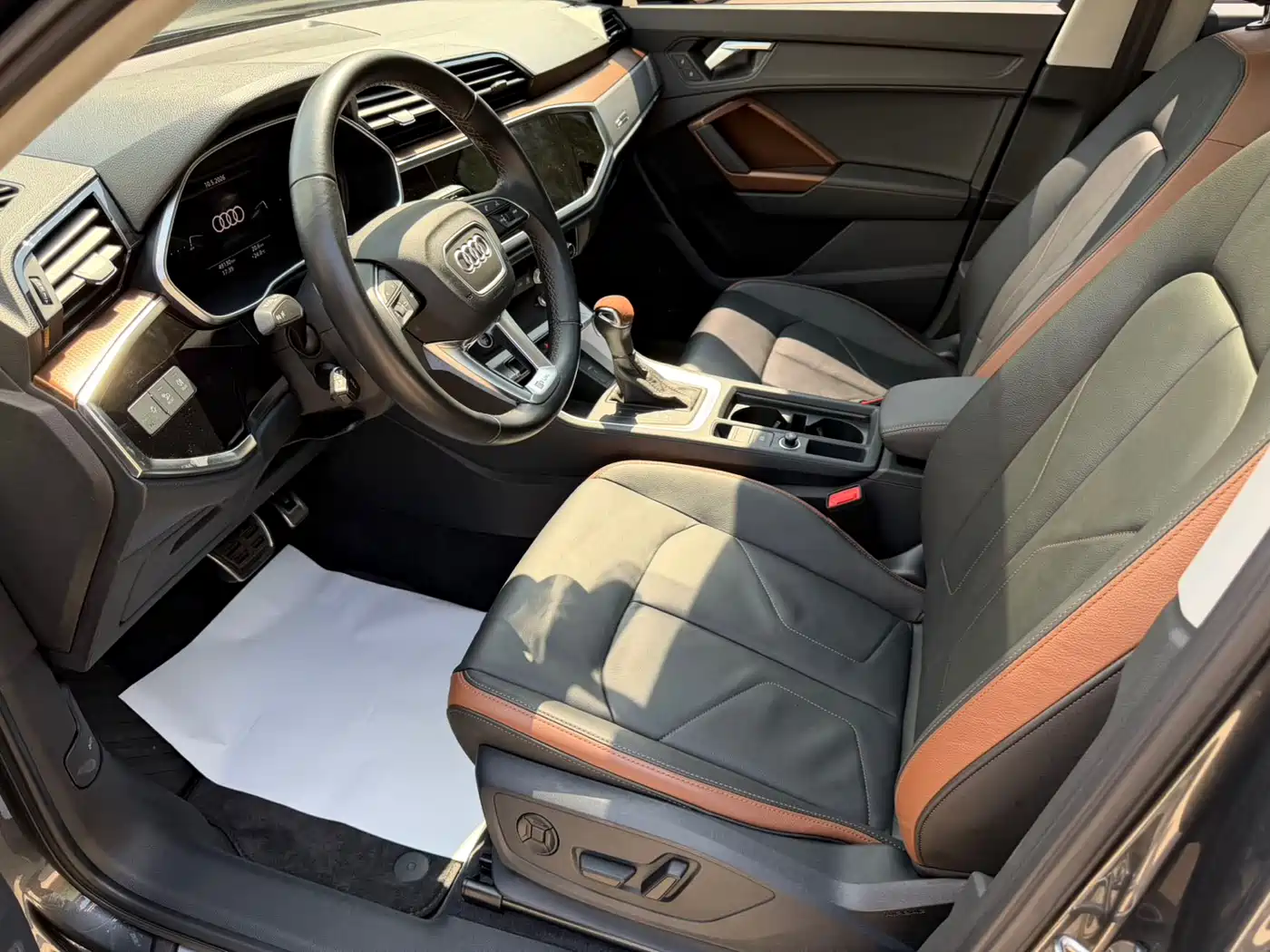 Audi Q3 2022 35 TFSI Fashion Elegance фото 9