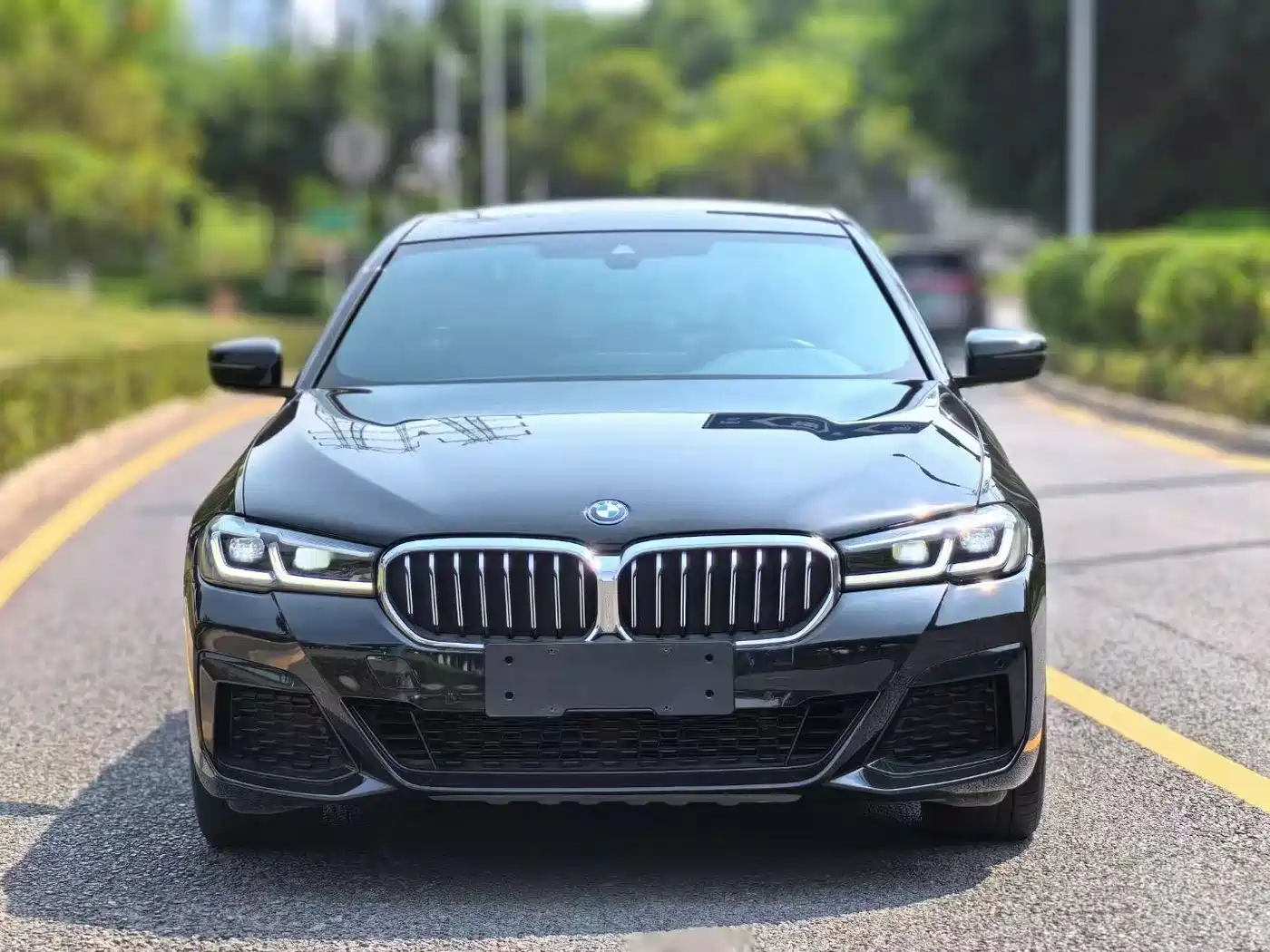 BMW 5 Series New Energy 2022 Facelift 535Le M Sport Package фото 2