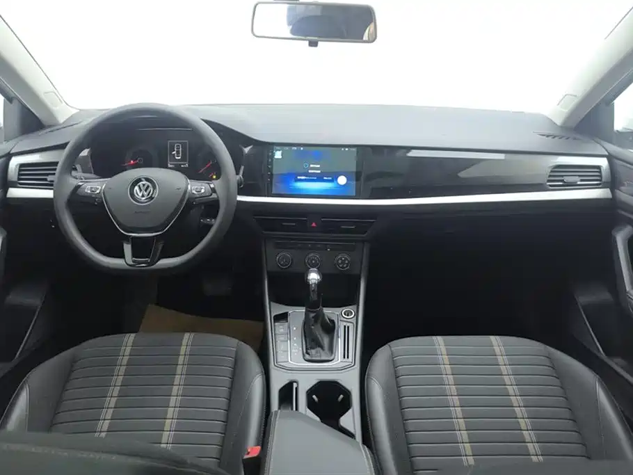 Volkswagen Lavida 2018 Hatchback 200TSI DSG Comfort Edition China V фото 12