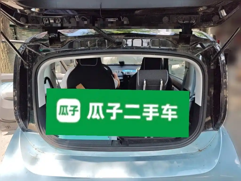 Baojun E300 2020 2020 Interstellar Future Edition