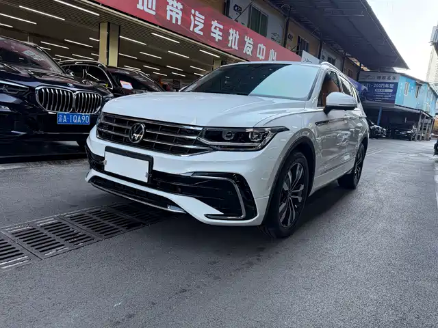 Volkswagen Tiguan L 2024