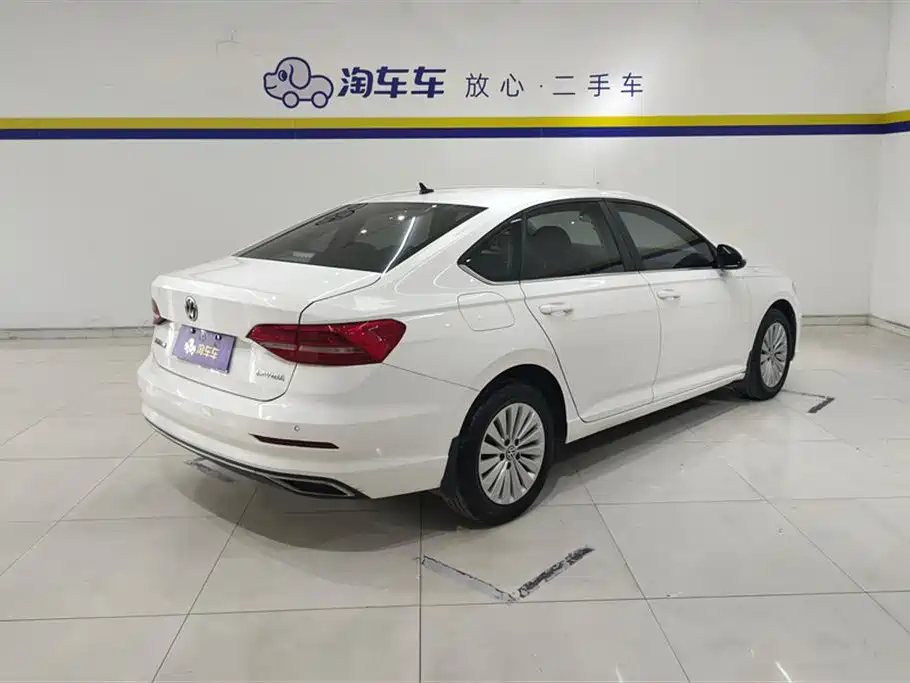 Volkswagen Lavida 2019 1.5L Automatic Comfort Edition China VI фото 3