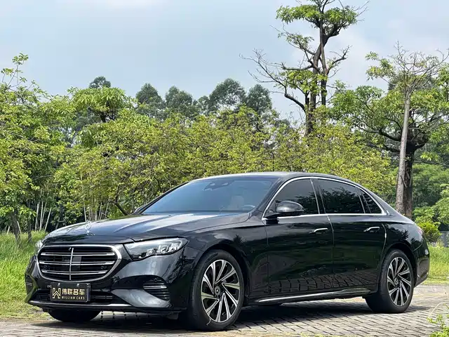 Mercedes-Benz E-Class 2024 Model E 300 L Luxury — фото 1