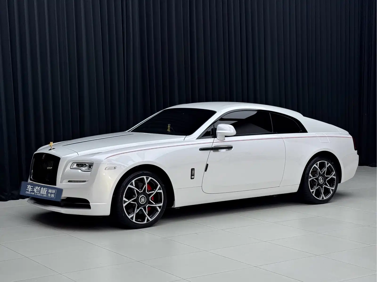 Фото 1 - Rolls-Royce Wraith