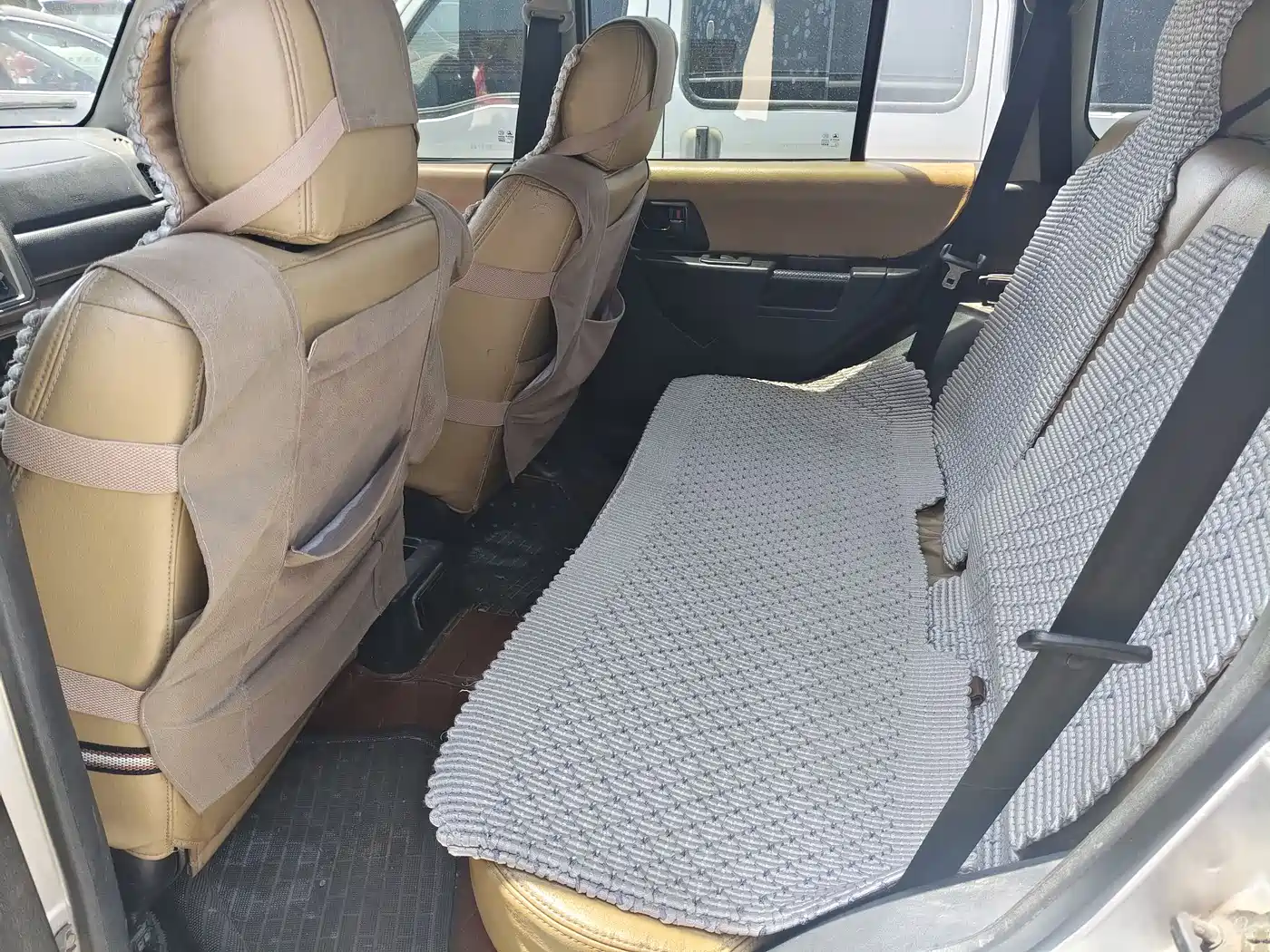 Leopaard Feiteng 2010 Model Fashion Edition 2.0L 2WD Luxury фото 9